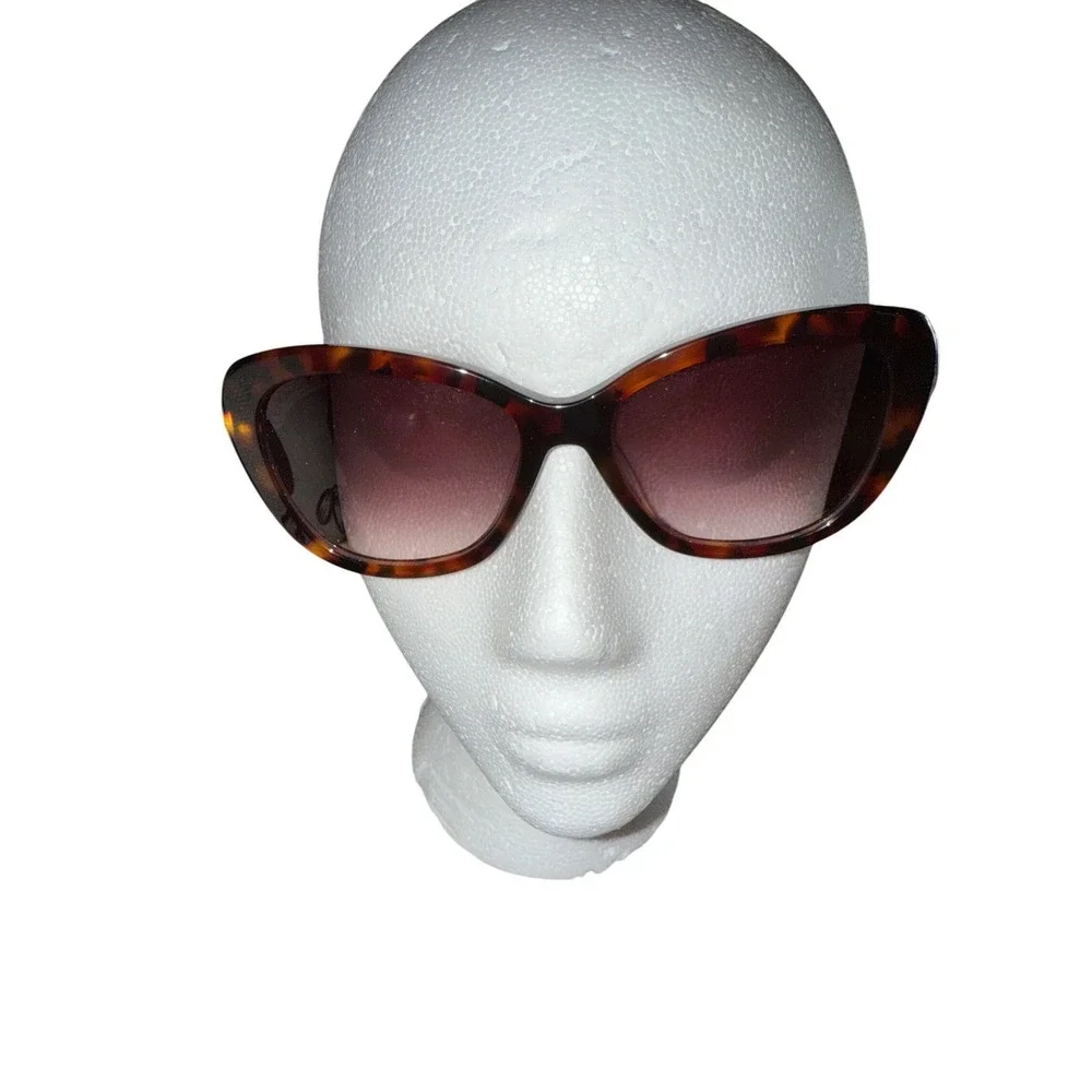 Brighton Interlock Sunglasses | Tortoise | Retro Old Money Aesthetic‎ Chic Glam